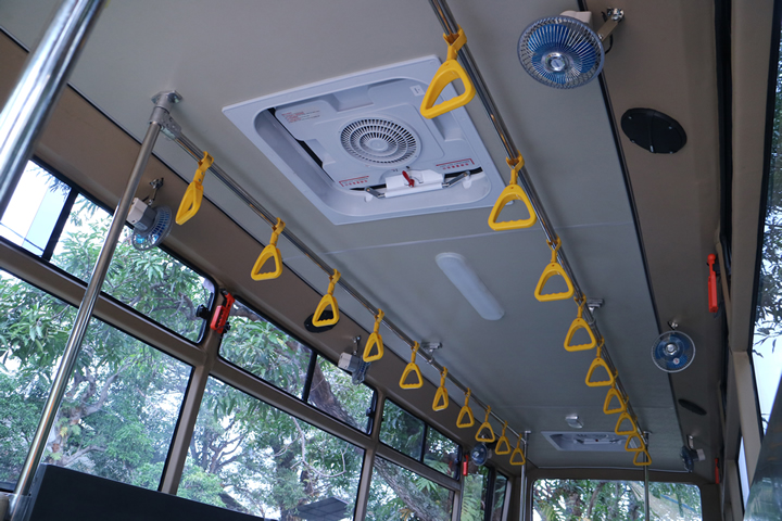 Interior Bus Sekolah